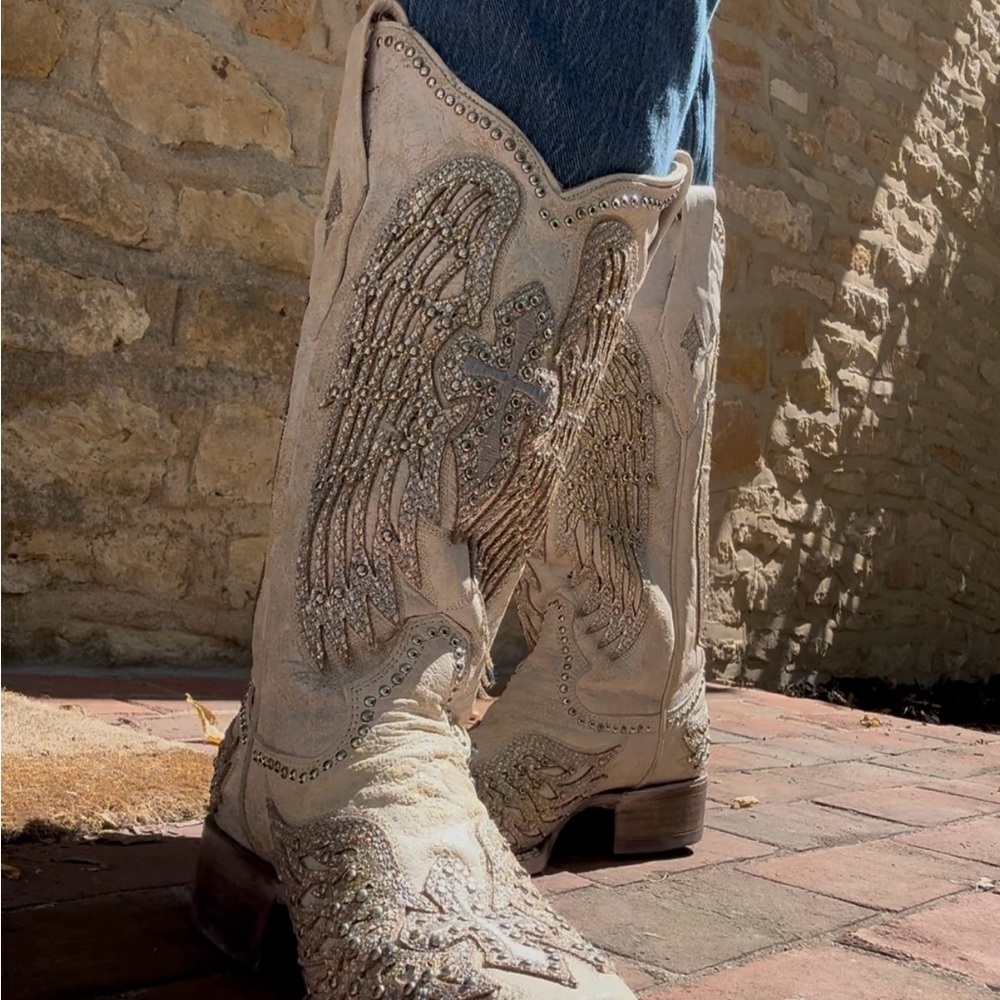 Cream and Silver Heeled Corral Boots - Picture 4 of 6